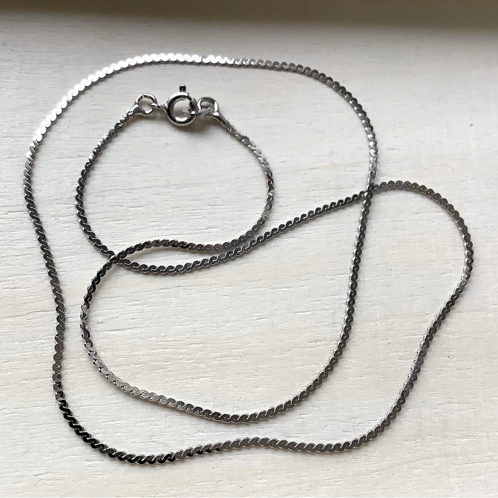 NIB STG SILVER solid flat serpentine chain Vintage 16”